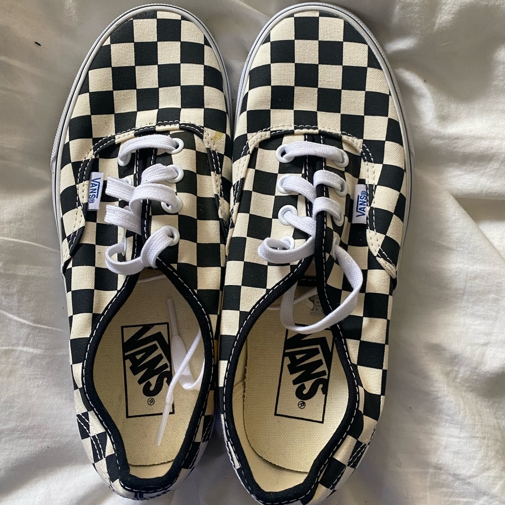Vans Authentic Shoe, Classic Checker Pattern. - image 2